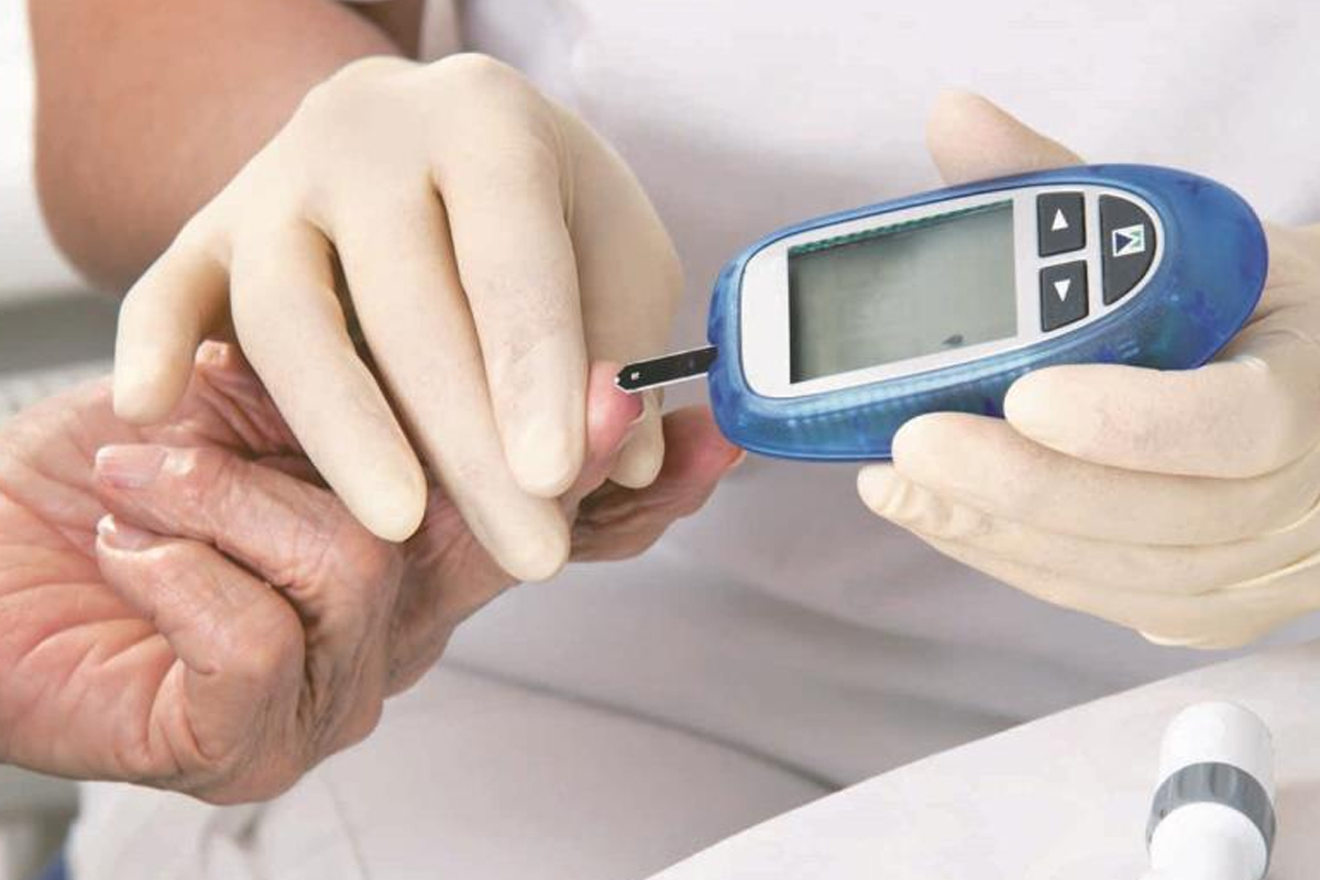 عيادة امراض الباطنية والسكر