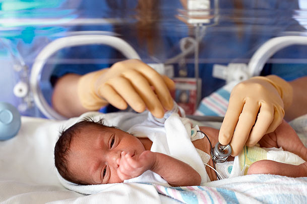 وحدة حديثي الولادة (Neonatal Care Unit)